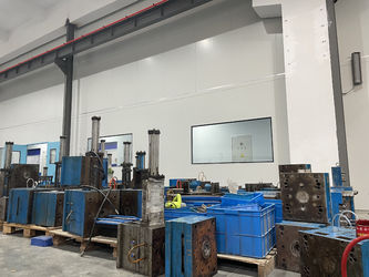 La Cina NINGBO XINYAN PACKAGING CO.,LTD