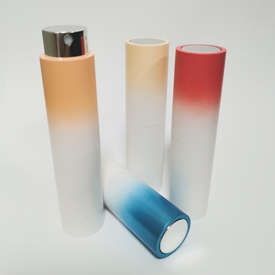 Bottiglia di profumo riutilizzabile di Shell Gradient Color Glass Inner dell'ABS 8ML di alta qualità esterna della bottiglia