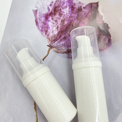 La lozione UV Snap-on della prova 20ml 25ml pp su misura colora le bottiglie senz'aria della pompa
