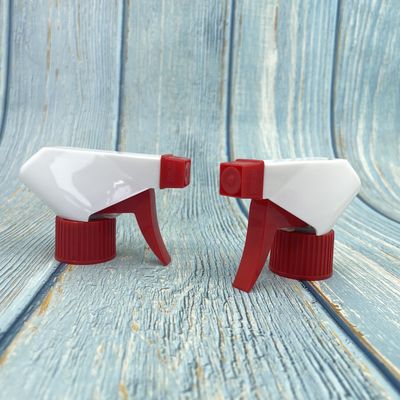 famiglia rossa bianca dell'ugello 28/410 dello spruzzatore di innesco 0.7ml che pulisce 28/400