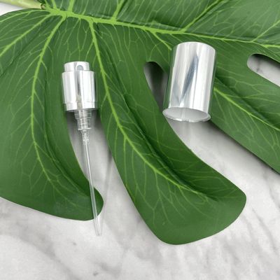 Dosaggio riutilizzabile dello spruzzatore 15/400 0.07ML 0.09ML della pompa del profumo con il collare d'argento