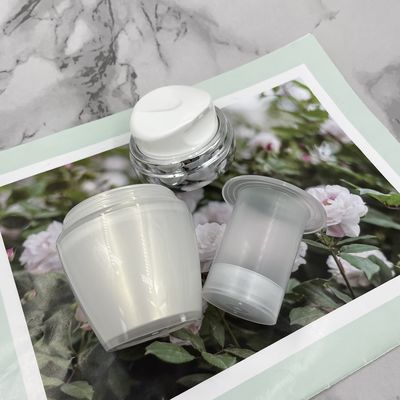 I contenitori cosmetici 30g 50g della pompa del barattolo senz'aria sostituibile della crema hanno personalizzato il colore