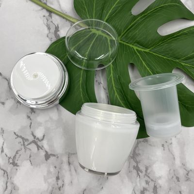 Barattoli acrilici d'imballaggio cosmetici senz'aria della ricarica 30g 50g per i cosmetici
