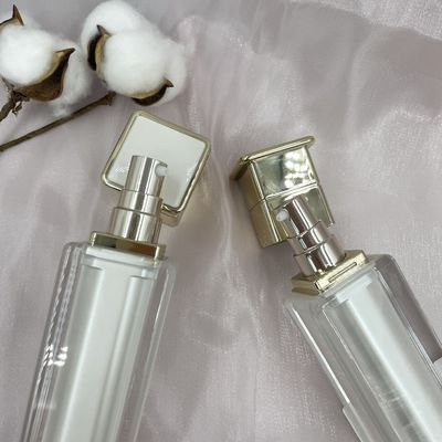 Prova cosmetica della perdita del quadrato 80ml 120ml della bottiglia della pompa della lozione di Pearl White con il cappuccio