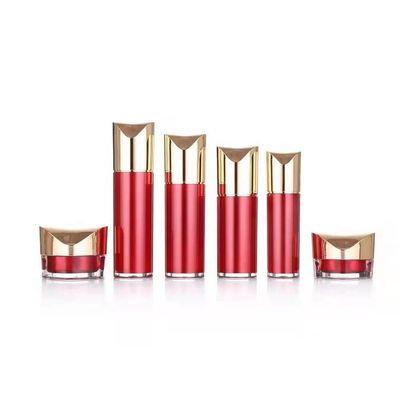 Contenitori cosmetici riutilizzabili 80ml 100ml di forma della pompa dell'oro cosmetico speciale della bottiglia