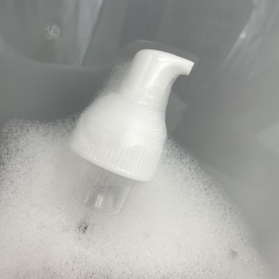 erogatore di schiumatura della bottiglia di dosaggio della pompa 0.25ml del sapone del prodotto disinfettante della mano della chiusura di 28mm