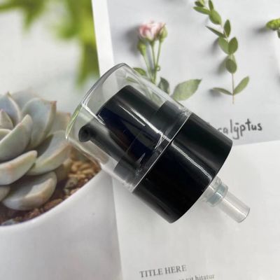 Pompa nera 24/400 dell'erogatore della crema della lozione COME primavera del cappuccio SS316 fuori di 0.25ML/T