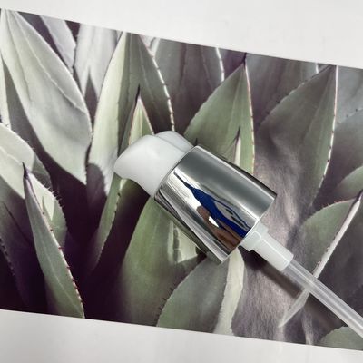 Chiusura metallizzata del Moisturiser 20/410 di plastica d'argento della mano della pompa 0.2ML/T di trattamento
