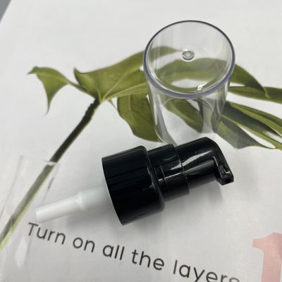 I pp anneriscono la chiusura regolare crema 304H 0.2ML/T dell'erogatore 20/410 della pompa con il chiaro cappuccio pieno