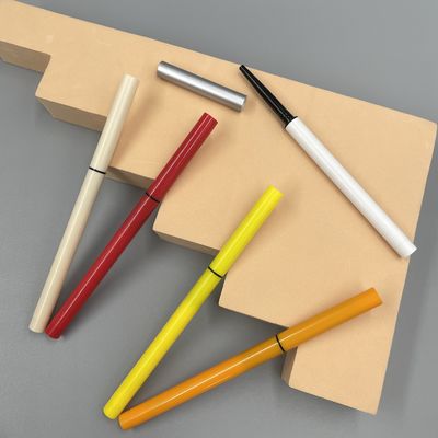 penna cosmetica ermetica vuota di Pen Packaging Red Color Rotary di progettazione esile 3g