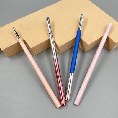 Gli ABS delicati della matita di sopracciglio del triangolo 146mm 7mm raddoppiano il contenitore capo di trucco dell'occhio con la spazzola