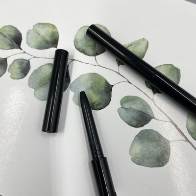 Contenitore di plastica esile vuoto di riempimento di trucco del diametro 6mm di altezza 123mm di stile della matita di sopracciglio di capacità 0.08g