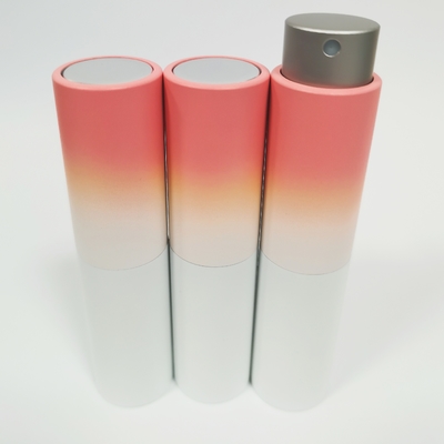 Flacone spray di ricarica colore sfumato guscio in alluminio da 8 ml con bottiglia interna in vetro