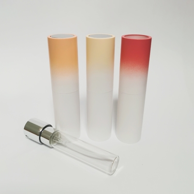 Bottiglia di profumo riutilizzabile di Shell Gradient Color Glass Inner dell'ABS 8ML di alta qualità esterna della bottiglia